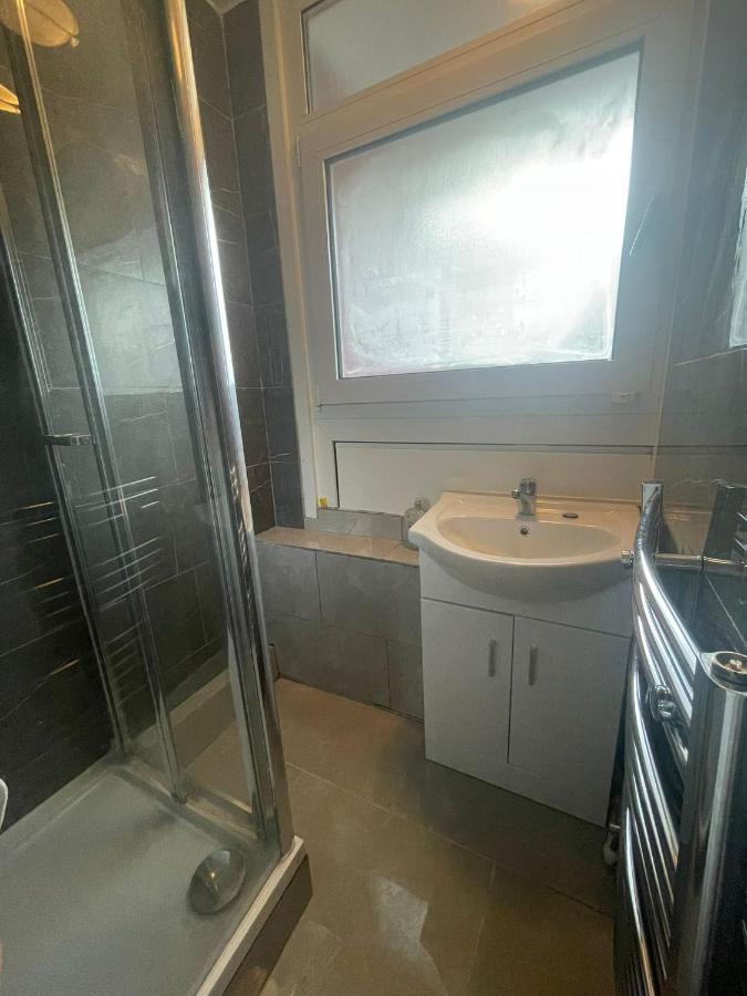 Cosy With Smart Tv In Gazde/Camere de închiriat